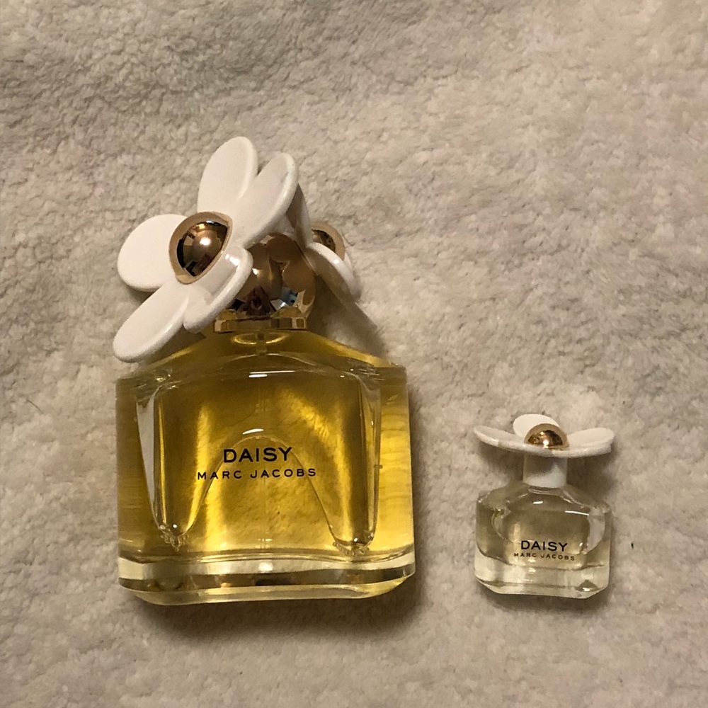 Daisy by Marc Jacobs fragrance set